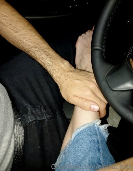clarita feet onlyfans leaks.