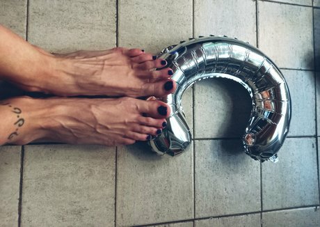 clarita feet onlyfans sextape leak