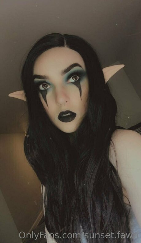 sunset fawn onlyfans leak ass