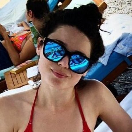 Ali Cobrin onlyfans nudes