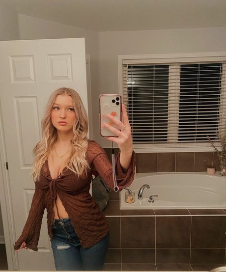 Emma Welyki leaked naked onlyfans