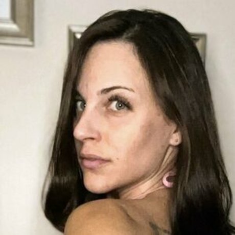 lainamarie onlyfans leaks