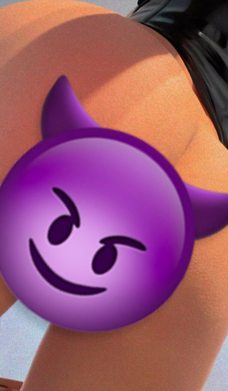 laalemonzz onlyfans leaks.