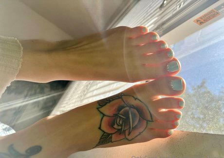 Barefootbbabyvip onlyfans nude leaked