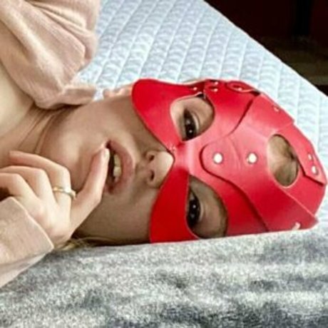 redbrattysubfree only fans pictures