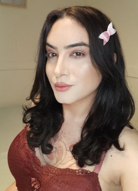 Miss Yuna nude onlyfans