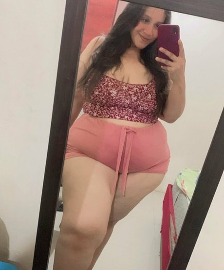 Andreina Valencia onlyfans exposed