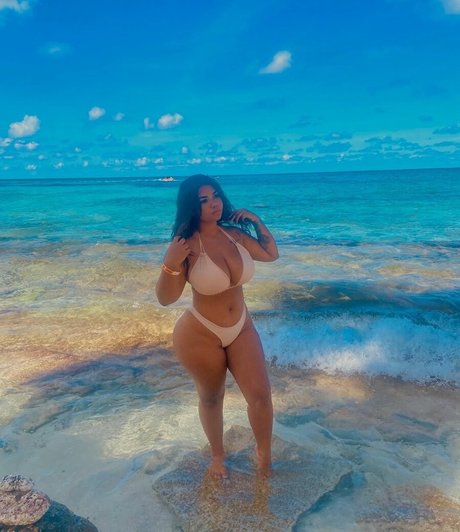 Majo Doll free onlyfans