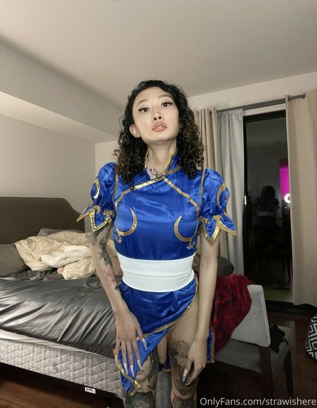 Billie Beaumont nude onlyfans