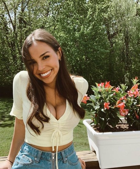 Faryn Corey new onlyfans leak