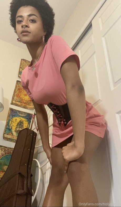 holymacre xxx only fans