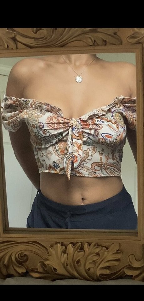 holymacre onlyfans porn leaked