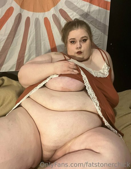 fatstonerchick sexy onlyfans