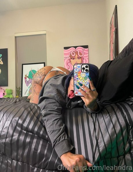 leahndra onlyfans leaked pictures
