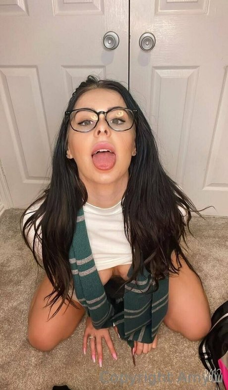 amyluxxx onlyfans ass