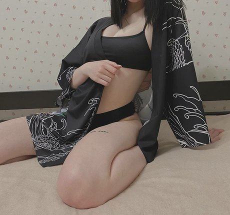 conitenok nudes only fans