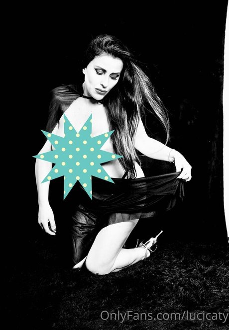 soylu dechile nude onlyfans leak