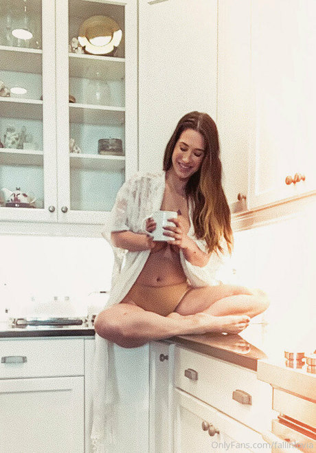 fallinlovia onlyfans porn leaks