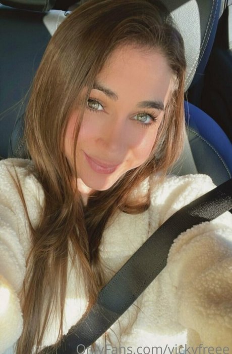 vicky rose nude only fans