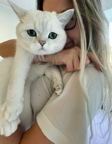 misskelsfree sexy onlyfans