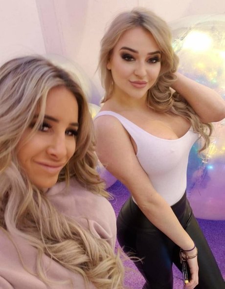 ashleygoldca leaked onlyfans