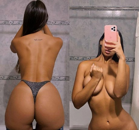 babyarianaxx onlyfans nude content