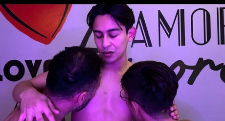 ooopsfranky onlyfans strip tease