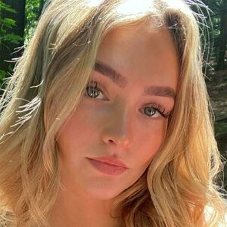 emmaleaanne onlyfans leak naked