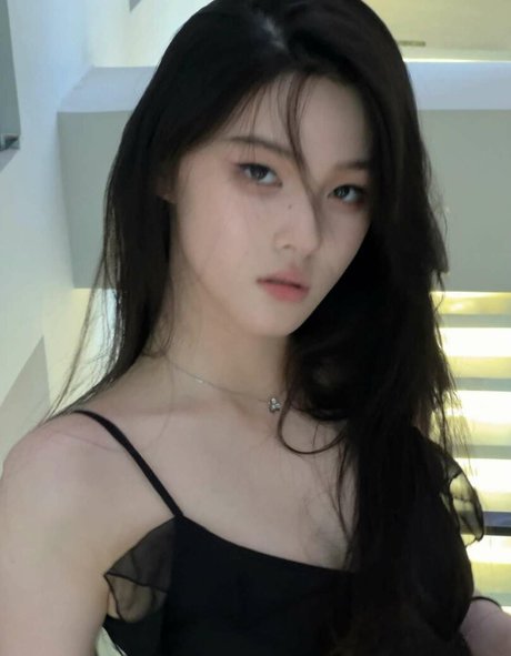 iamazhai onlyfans model images