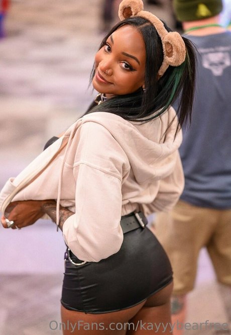 kayyybearfree onlyfans sex