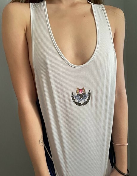 Aurixxity onlyfans leaked.