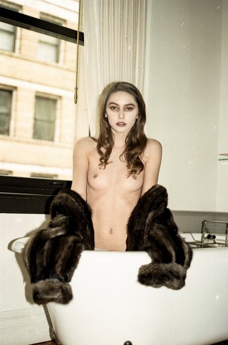 Tessas Ghost onlyfans pics