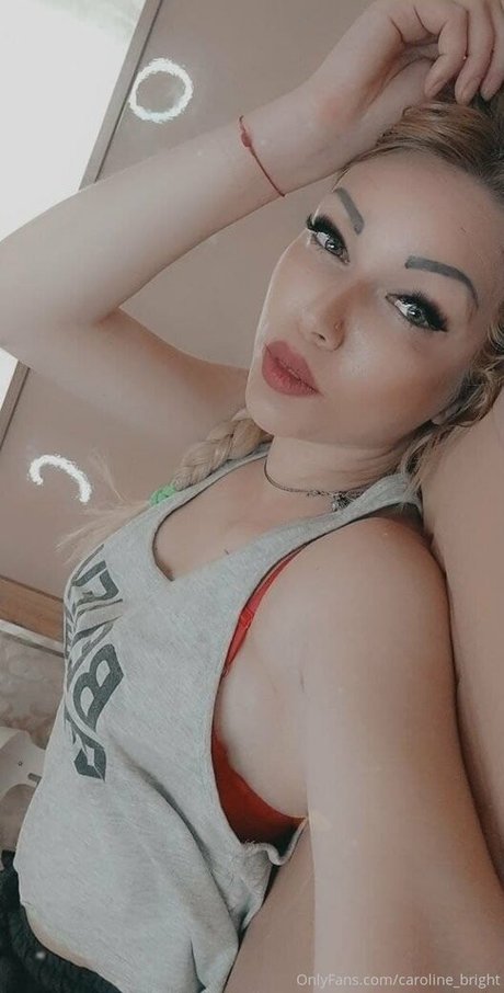 carolinebright naked onlyfans leak