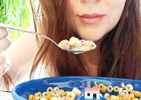 toepazfeetures onlyfans model