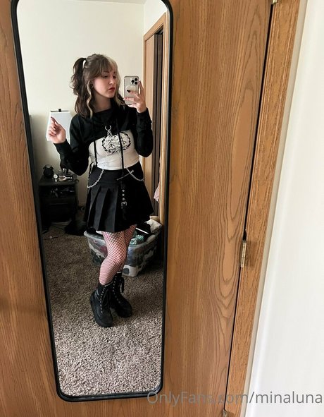 minaluna onlyfans naked leak