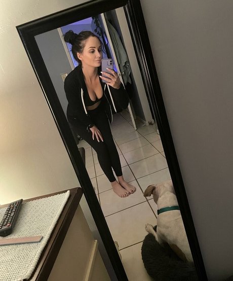 Mila Moore leaked porn onlyfans