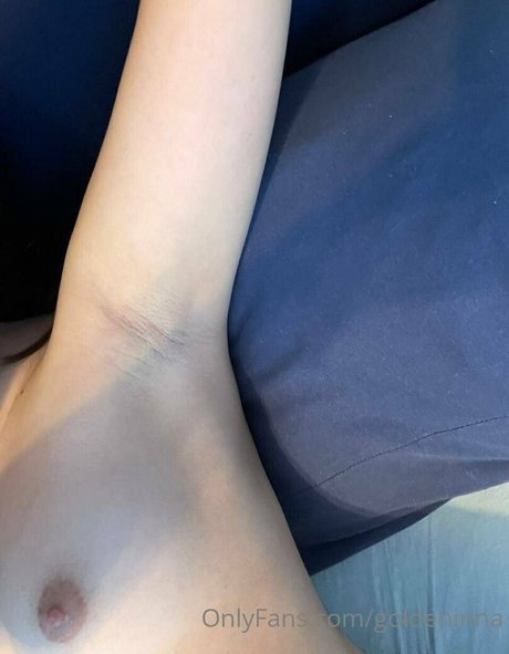 goldeninnafree onlyfans model