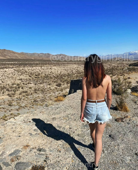 countrygirlbellefree onlyfans leaks