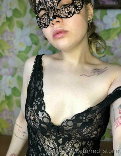 red stone onlyfans star