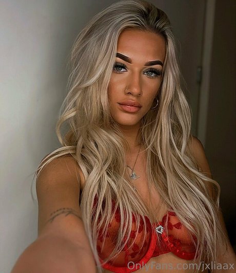 blondiexof onlyfans pictures