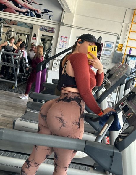 Tetesanlop desnuda onlyfans