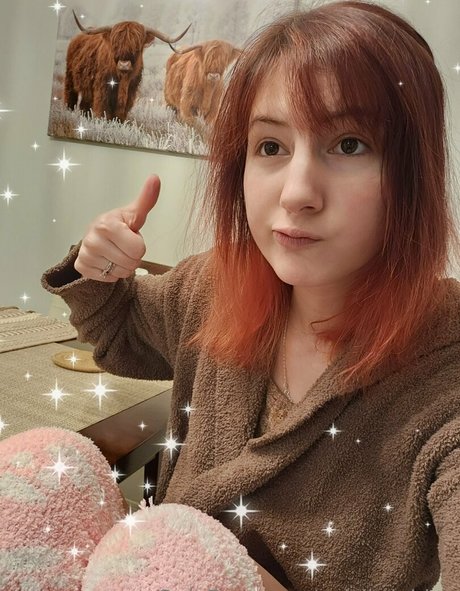 valvestia onlyfans nude pics