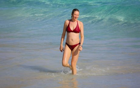 Uma Thurman nude onlyfans porn