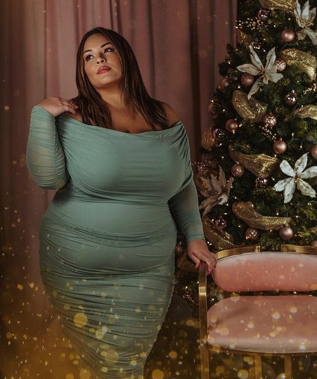 Nicole Denise Johansson onlyfans photos