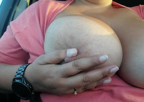 bustychick26 leaked porn onlyfans