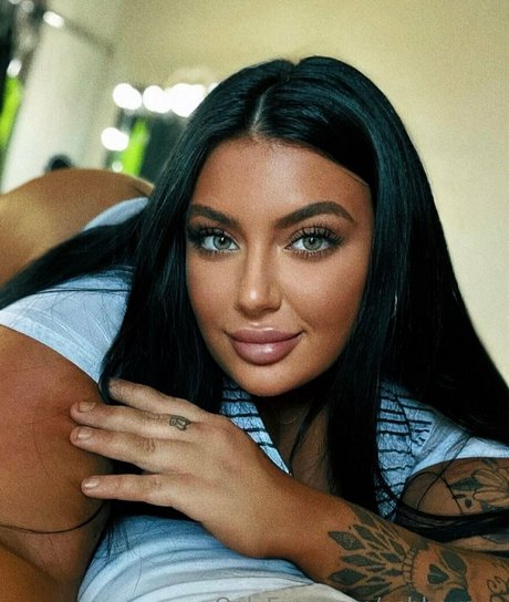 ashbovaxo onlyfans porn