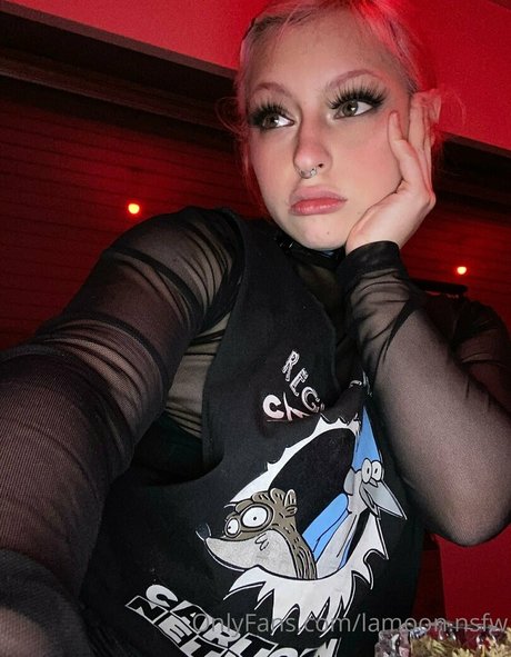 lamoon nsfw onlyfans pic