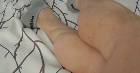 laceys muscular calves onlyfans boobs