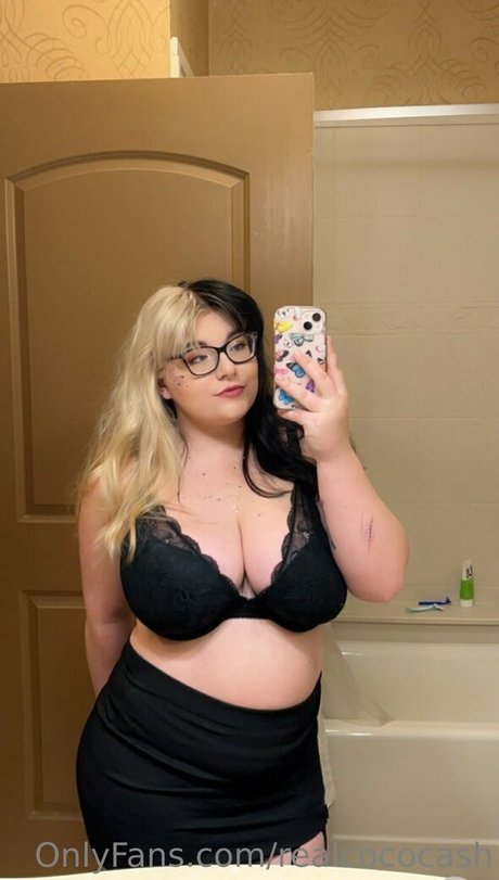 realcococash onlyfans sexy