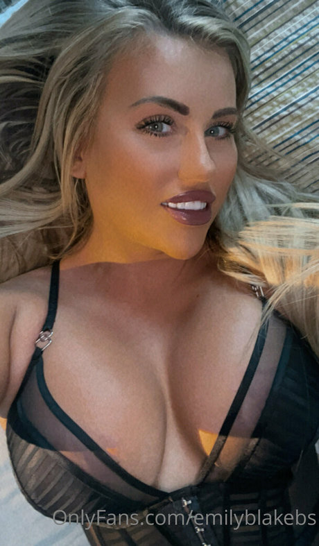 emilyblakebs onlyfans leams